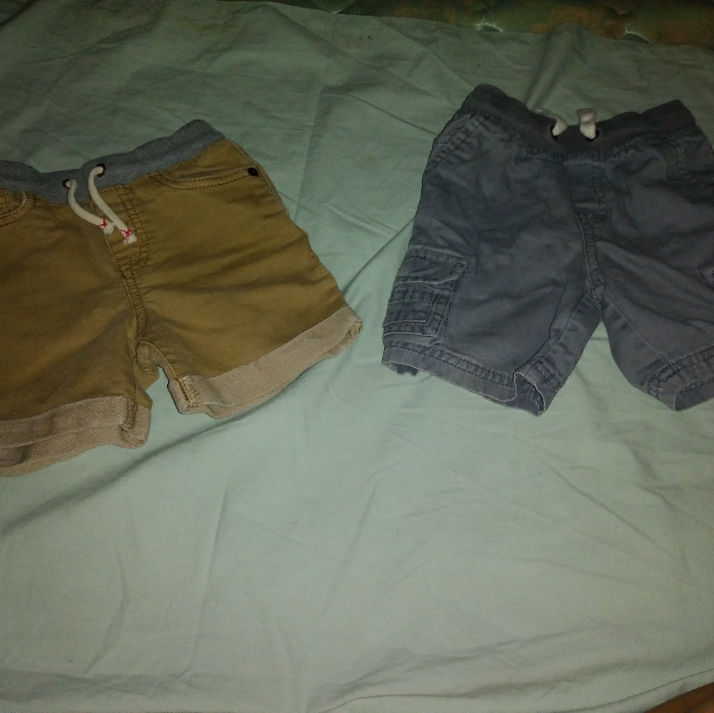 Boys toddler 2 T shorts